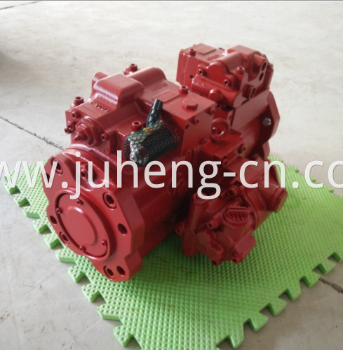 R130 Hydraulic Pump 